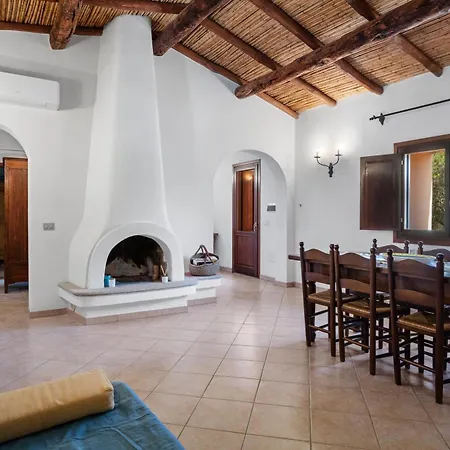 Historic Farm House -countryside & Sea View-